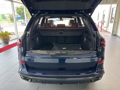 New 2026 BMW X5 xDrive40i w/ M Sport Package AWD/4WD image 9