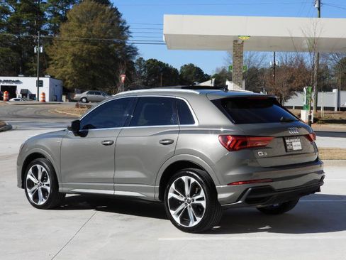 Used 2020 Audi Q3 2.0T Premium Plus w/ Premium Plus Package image 19