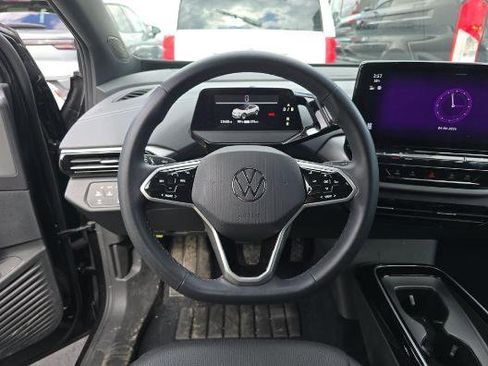 Used 2023 Volkswagen ID.4 Pro image 16