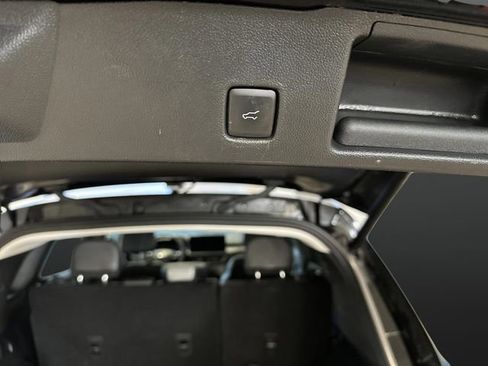 Certified 2023 Ford Escape Platinum image 16