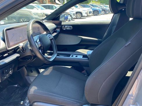 Used 2023 Hyundai Ioniq 6 SE AWD/4WD image 13