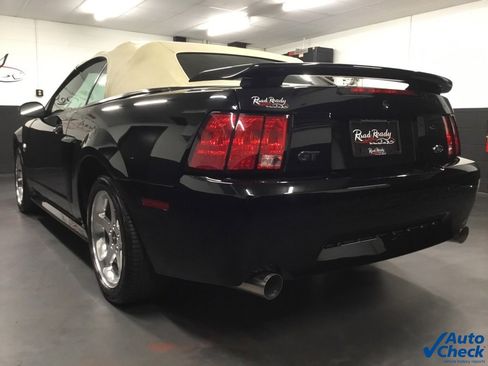 Used 2004 Ford Mustang GT image 19