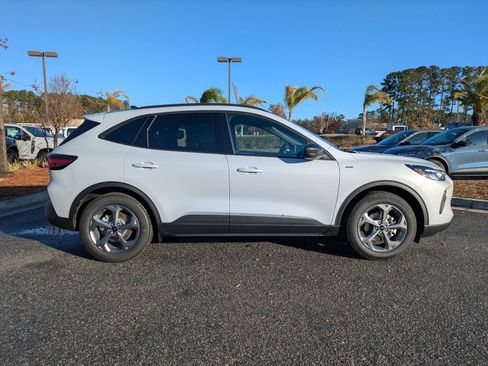 New 2026 Ford Escape ST-Line w/ Tech Pack #1 image 4
