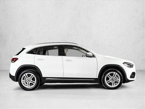 Used 2022 Mercedes-Benz GLA 250 4MATIC image 4
