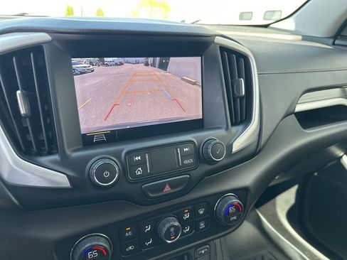 Used 2020 GMC Terrain SLT w/ Preferred Package image 19