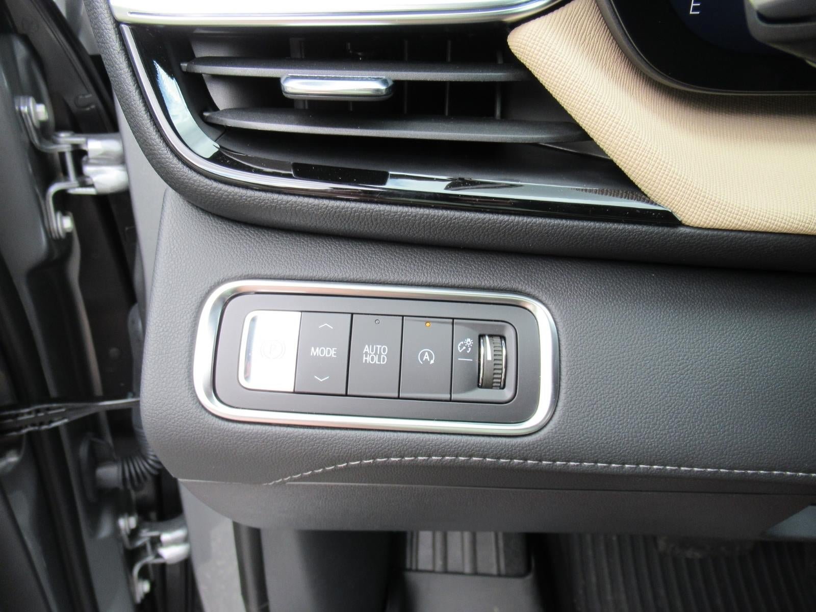 New 2026 Buick Enclave Preferred w/ LPO, Floor Liner Package FWD image 23
