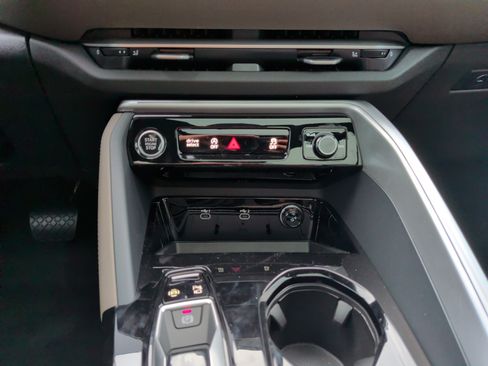 Used 2026 Audi Q5 Premium AWD/4WD image 25