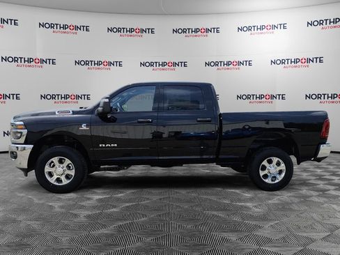 New 2025 RAM 2500 Big Horn AWD/4WD image 3