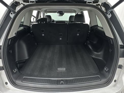 Used 2024 Jeep Grand Cherokee Limited image 15