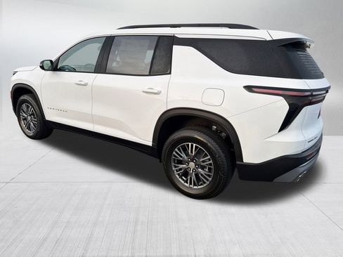 New 2026 Chevrolet Traverse LT image 6