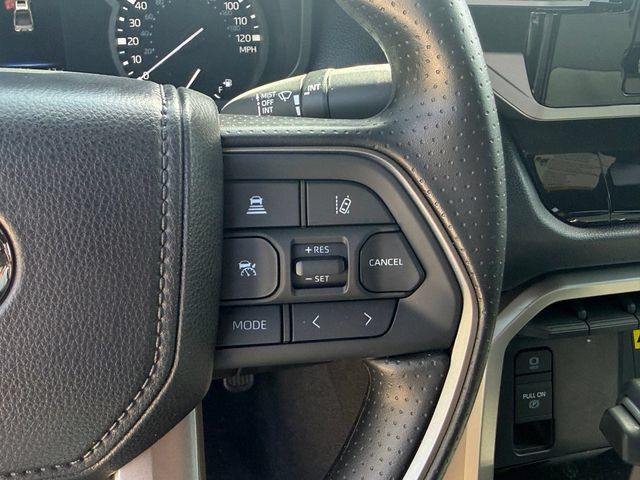 Used 2026 Toyota Tundra SR5 AWD/4WD image 18