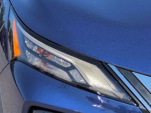 Used 2021 Nissan Rogue S FWD image 10