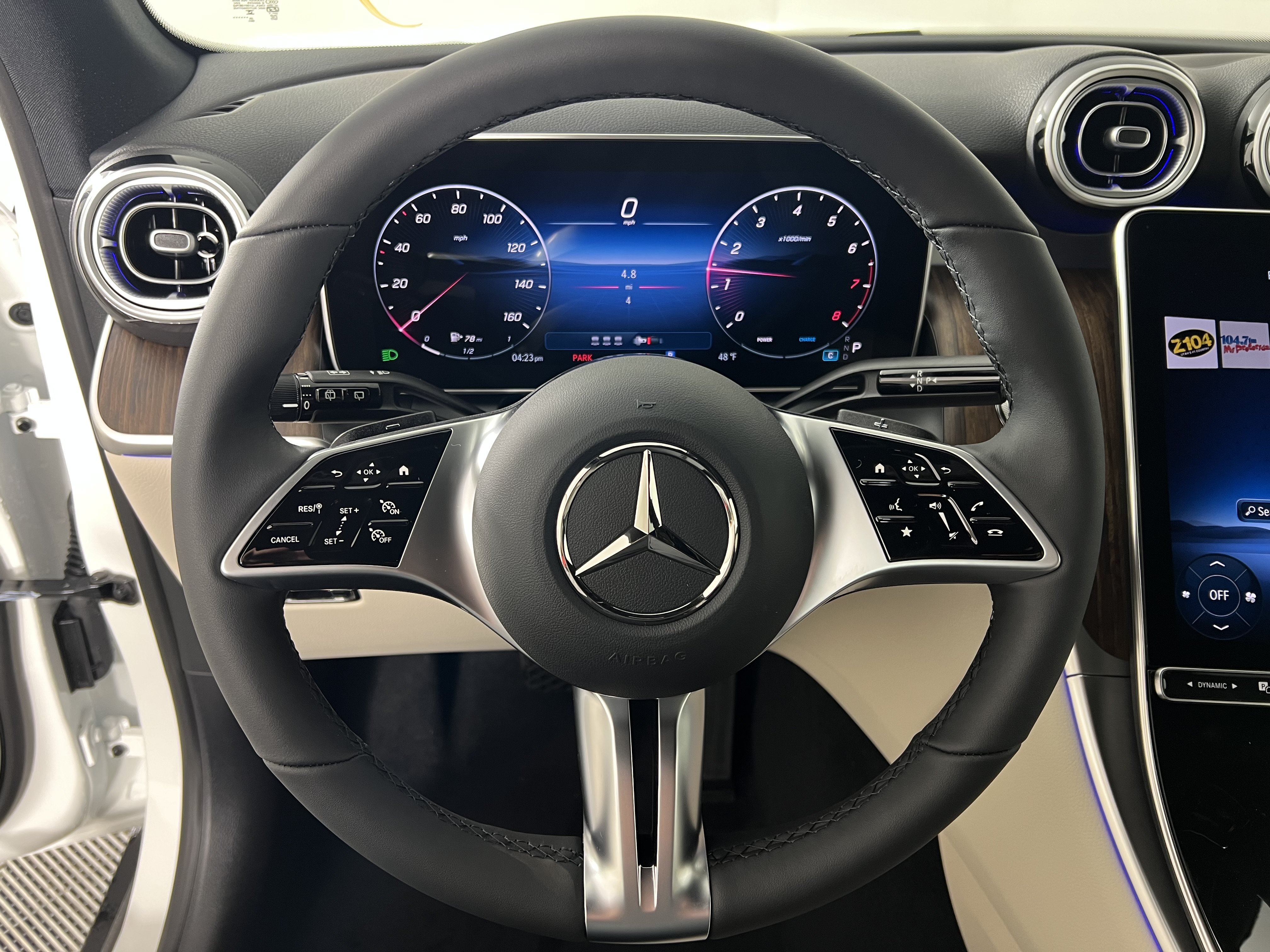 Used 2026 Mercedes-Benz GLC 300 4MATIC image 27