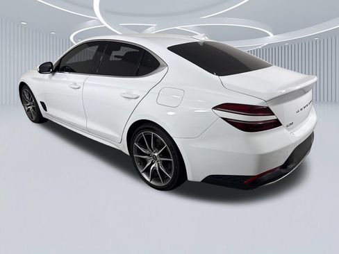 Used 2023 Genesis G70 2.0T RWD image 5