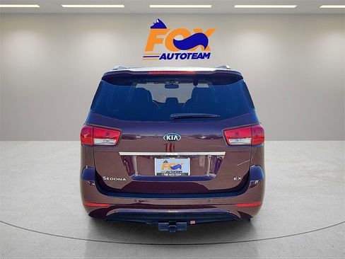 Used 2018 Kia Sedona EX image 4