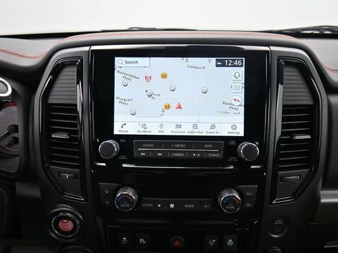 Used 2024 Nissan Titan PRO-4X w/ Pro-4x Convenience Package AWD/4WD image 11