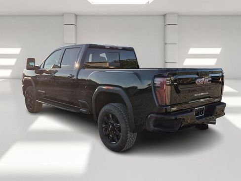 New 2026 GMC Sierra 2500 AT4 image 3