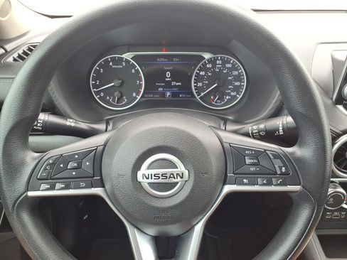 Used 2023 Nissan Sentra SV FWD image 18