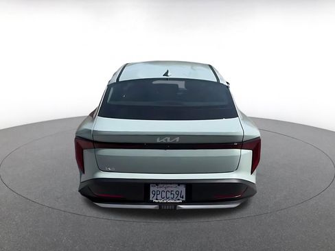 Used 2025 Kia K4 LXS image 8