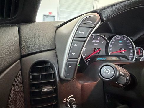 Used 2005 Chevrolet Corvette Coupe w/ Preferred Equipment Group RWD image 24