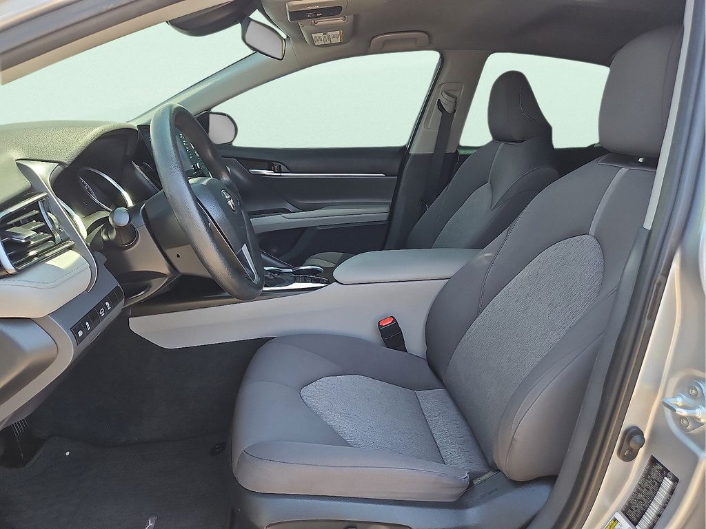 Used 2023 Toyota Camry LE FWD image 13