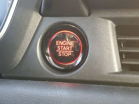 Used 2023 Honda Pilot Elite image 21