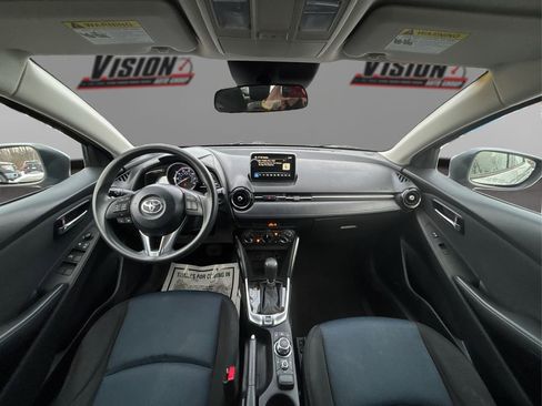 Used 2018 Toyota Yaris iA image 26