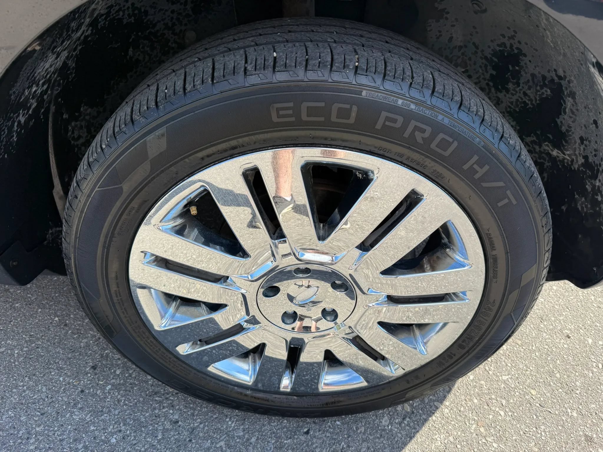 Used 2010 Ford Edge Limited FWD image 12