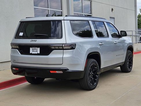 New 2026 Jeep Grand Wagoneer Limited AWD/4WD image 3
