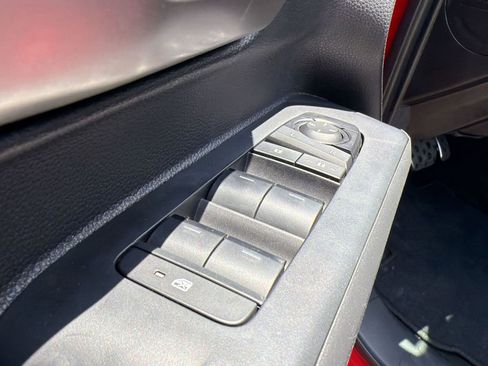 Used 2024 Toyota Tacoma TRD Sport w/ TRD Sport Premium Package RWD image 31
