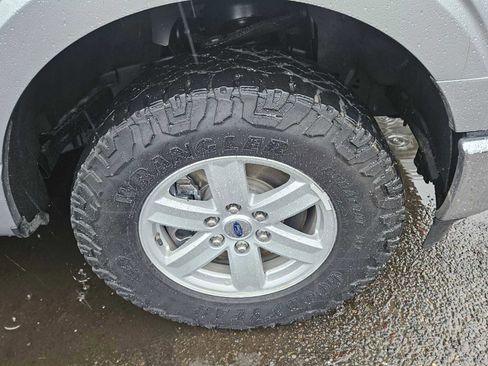 Used 2023 Ford F150 XLT w/ Trailer Tow Package image 7