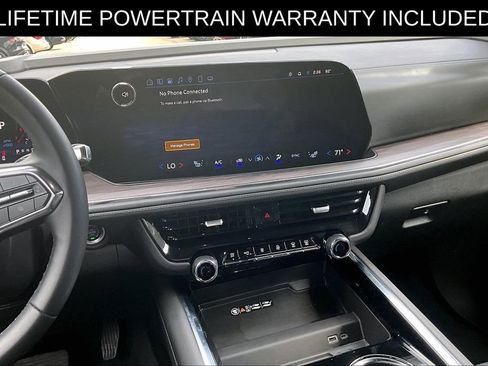 Used 2025 Chevrolet Tahoe LT image 8