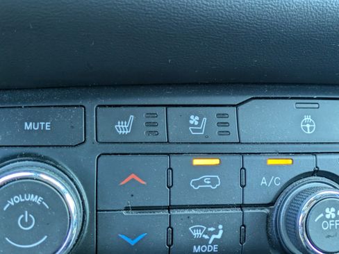 Certified 2021 Dodge Durango R/T w/ Blacktop Package RWD image 29