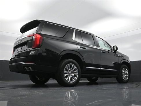 Used 2025 GMC Yukon Denali image 31