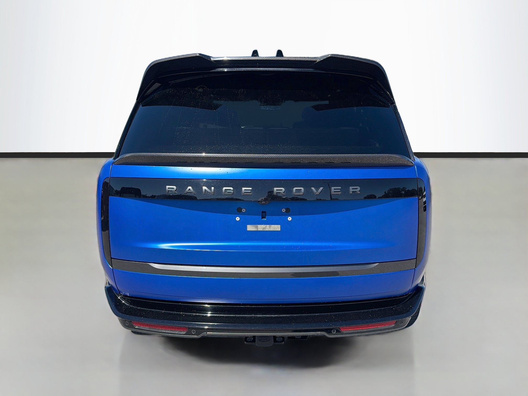 Used 2025 Land Rover Range Rover Long Wheelbase SE AWD/4WD image 4