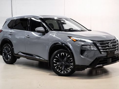 Used 2024 Nissan Rogue Platinum w/ Platinum Premium Package FWD image 7