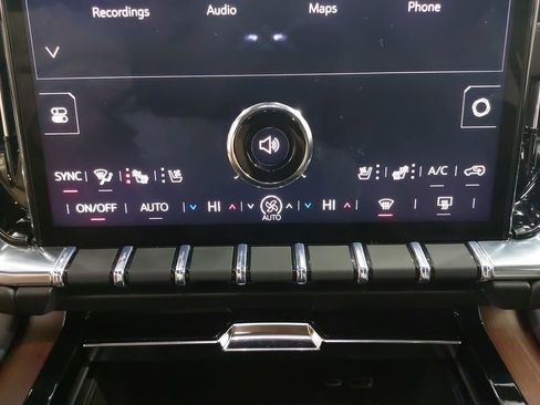 New 2026 GMC Yukon Denali w/ LPO, Floor Liner Package image 23