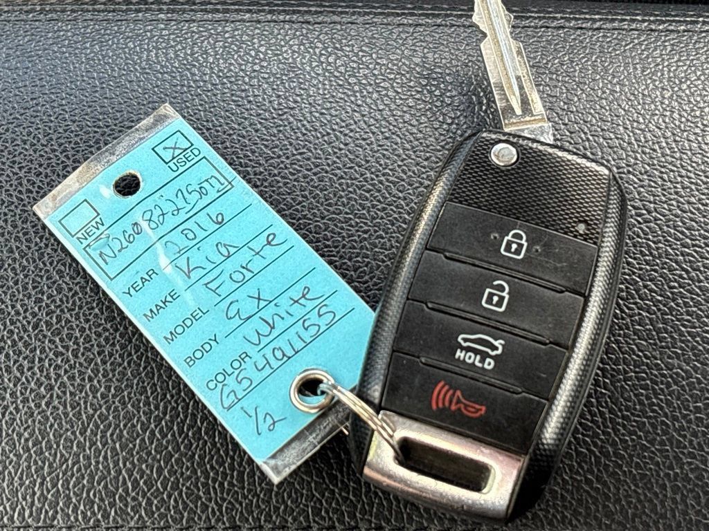 Used 2016 Kia Forte EX FWD image 34