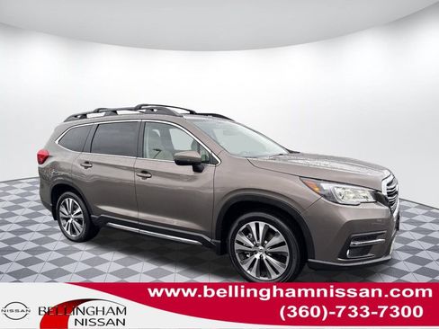 Used 2022 Subaru Ascent Limited w/ Technology Package image 1