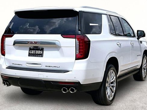 Used 2024 GMC Yukon Denali w/ Denali Reserve Package AWD/4WD image 2