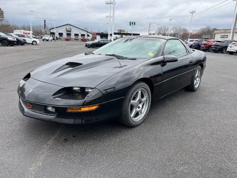Used 1996 Chevrolet Camaro Z28 RWD image 14