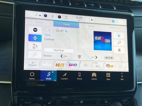 New 2025 Jeep Grand Cherokee Limited image 14