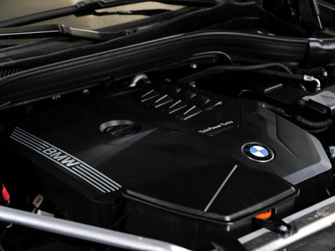 Used 2024 BMW X4 xDrive30i image 55