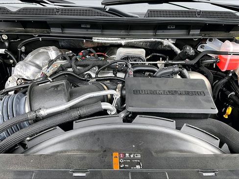 Used 2025 GMC Sierra 3500 SLT w/ SLT Premium Package image 10