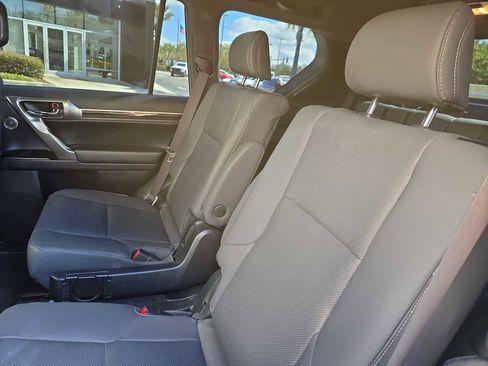 Used 2023 Lexus GX 460 Premium image 13