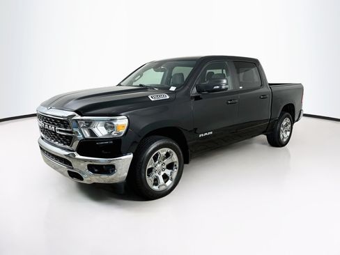 Used 2023 RAM 1500 Big Horn AWD/4WD image 3