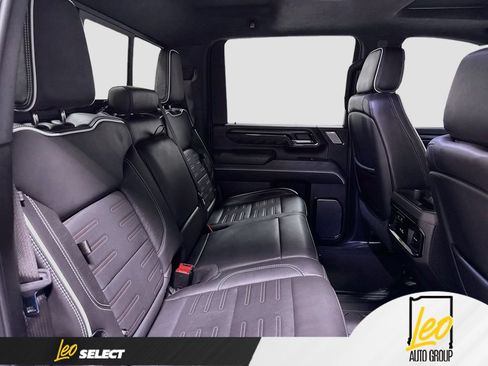 Used 2025 GMC Sierra 2500 AT4X AWD/4WD image 31
