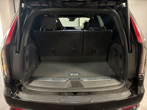 Certified 2021 Cadillac Escalade Sport AWD/4WD image 23