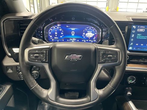 Used 2024 Chevrolet Silverado 1500 RST AWD/4WD image 34