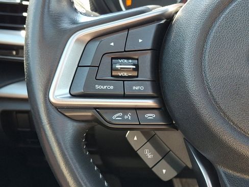 Used 2020 Subaru Forester Premium AWD/4WD image 23